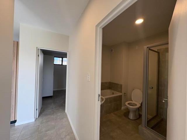 3 Bedroom Apartment in Shakas Head