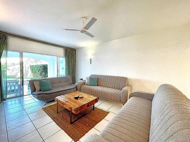 3 Bedroom Apartment in Shakas Rock