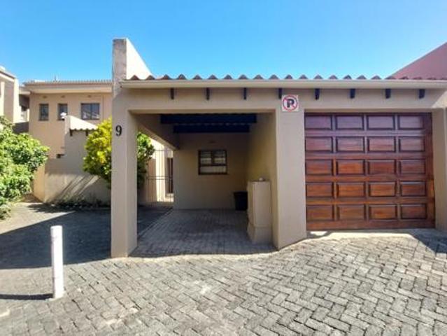 3 Bedroom Apartment in Shelly Beach