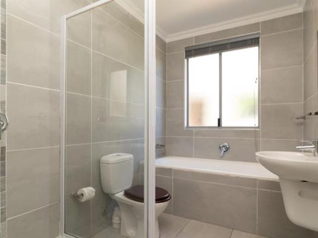 3 Bedroom Apartment in Simbithi Estate