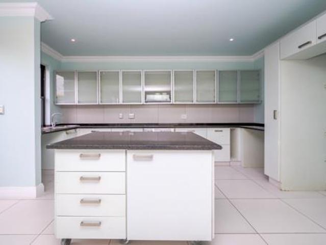 3 Bedroom Apartment in Simbithi Estate