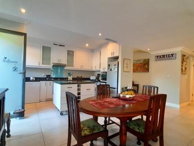 3 Bedroom Apartment in Simbithi Estate