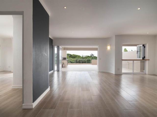 3 Bedroom Apartment in Simbithi Estate