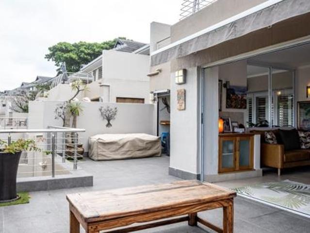 3 Bedroom Apartment in Simbithi Estate