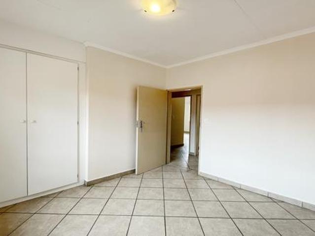 3 Bedroom Apartment in Sinoville