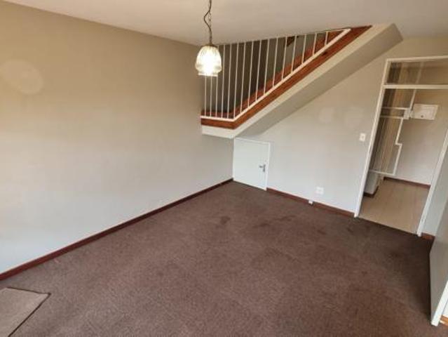 3 Bedroom Apartment in Sinoville