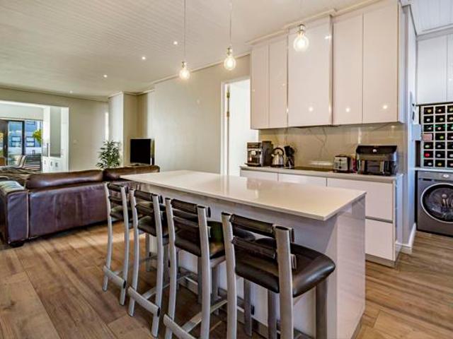 3 Bedroom Apartment in Sitari