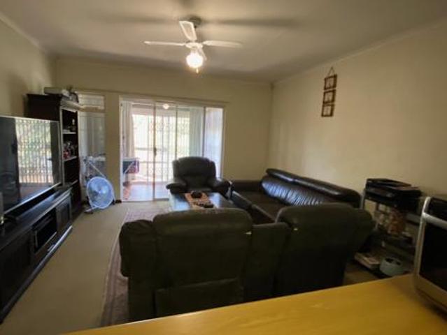 3 Bedroom Apartment in Sonheuwel