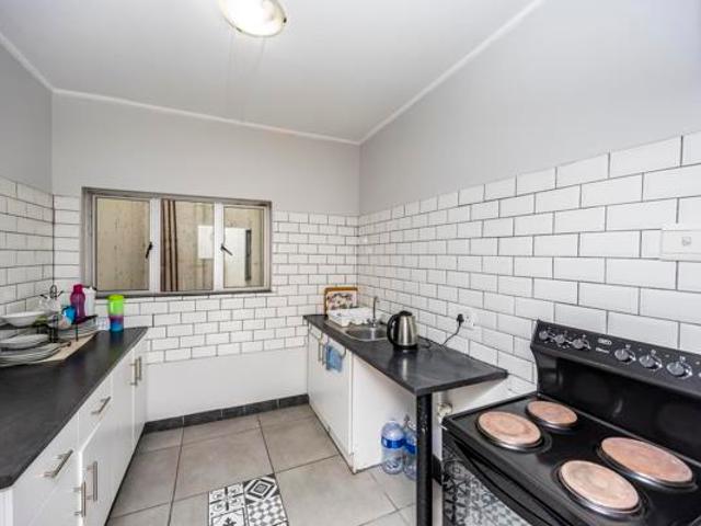 3 Bedroom Apartment in Southernwood