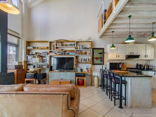 3 Bedroom Apartment in Tyger Valley