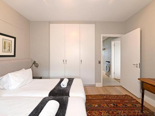 3 Bedroom Apartment in Table View