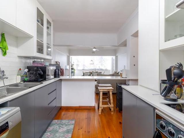 3 Bedroom Apartment in Tamboerskloof