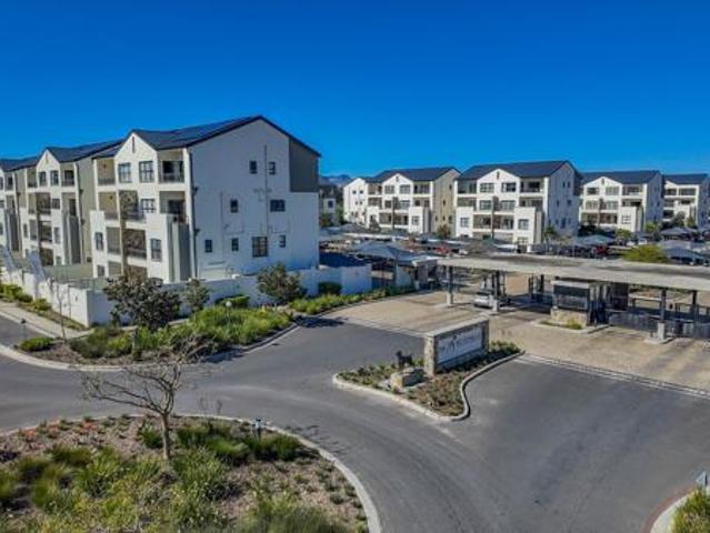 3 Bedroom Apartment in The Huntsman Estate