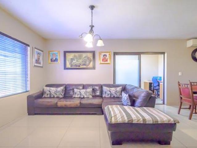 3 Bedroom Apartment in Tongaat Beach