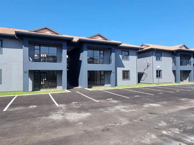 3 Bedroom Apartment in Trenance Manor