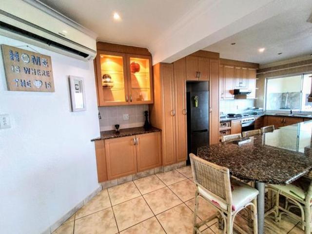 3 Bedroom Apartment in Uvongo