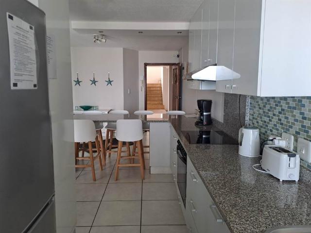 3 Bedroom Apartment in Uvongo