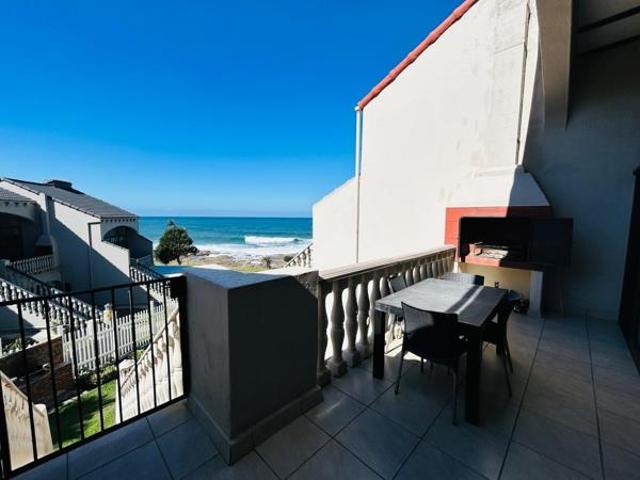 3 Bedroom Apartment in Uvongo Beach
