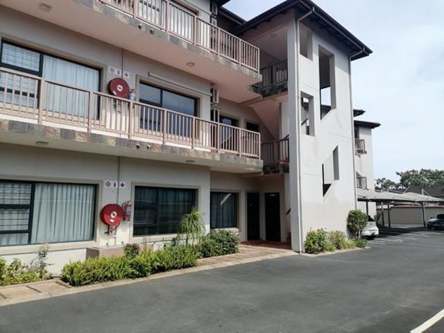 3 Bedroom Apartment in Uvongo Beach