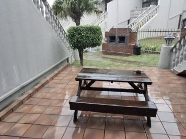 3 Bedroom Apartment in Uvongo Beach