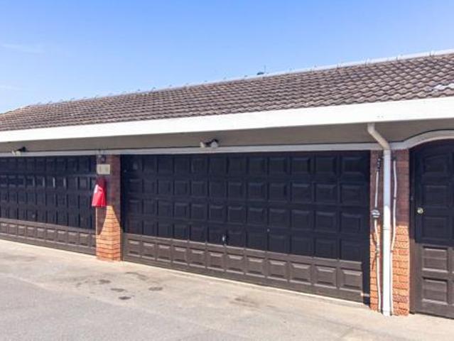 3 Bedroom Apartment in Umgeni Park