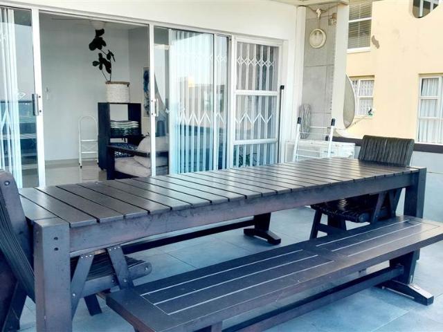 3 Bedroom Apartment in Umdloti Beach