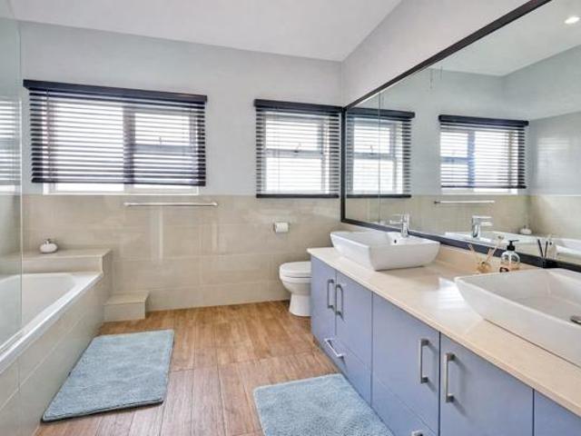 3 Bedroom Apartment in Umdloti Beach