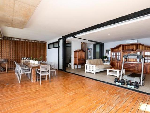 3 Bedroom Apartment in Umdloti Beach