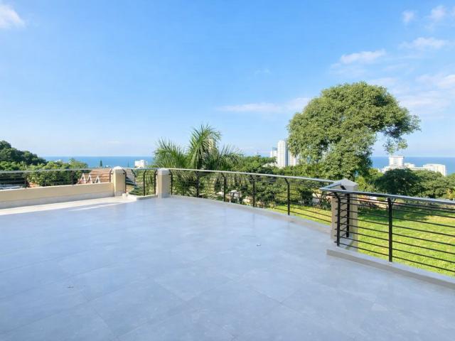 3 Bedroom Apartment in Umhlanga Central