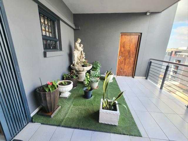 3 Bedroom Apartment in Umhlanga Central