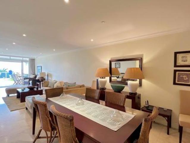 3 Bedroom Apartment in Umhlanga Rocks