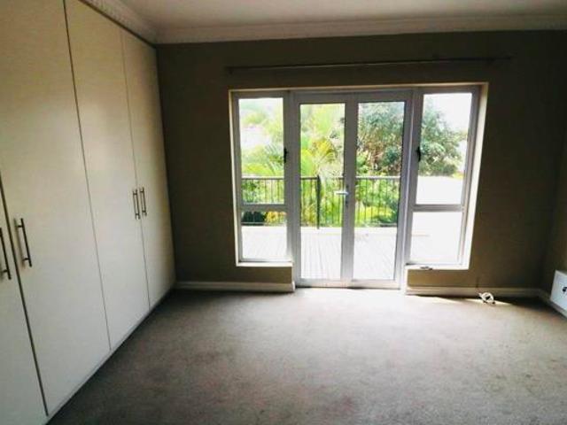 3 Bedroom Apartment in Umhlanga Rocks