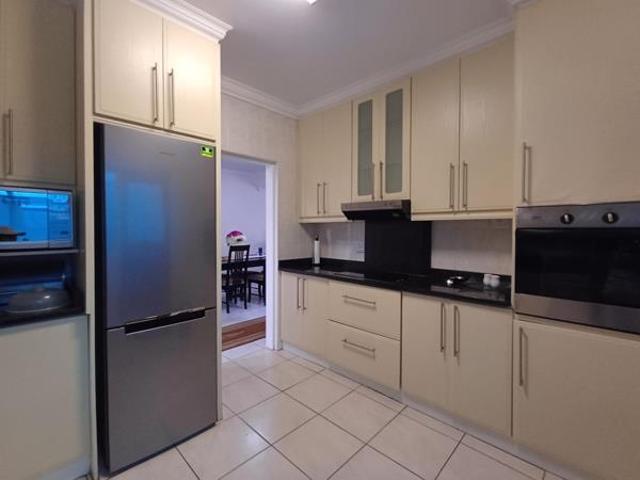 3 Bedroom Apartment in Umhlanga Rocks