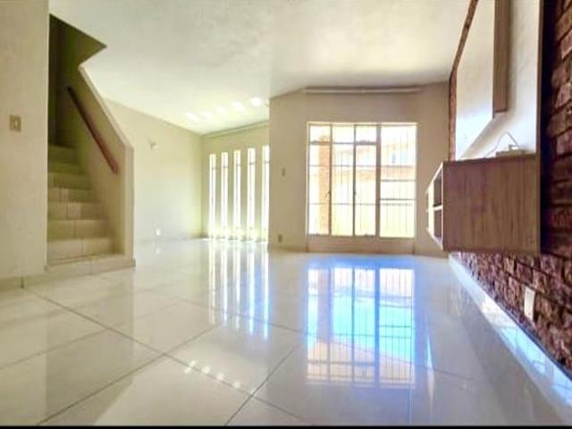 3 Bedroom Apartment in Vanderbijlpark Central