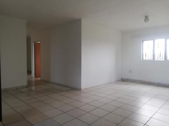 3 Bedroom Apartment in Verulam Central
