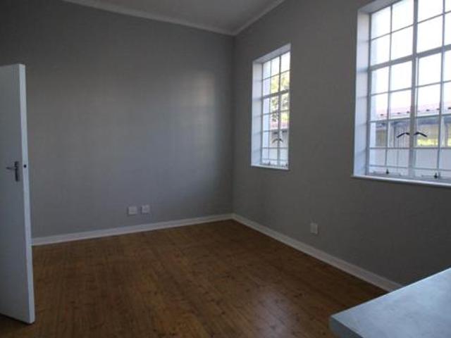 3 Bedroom Apartment in Vincent
