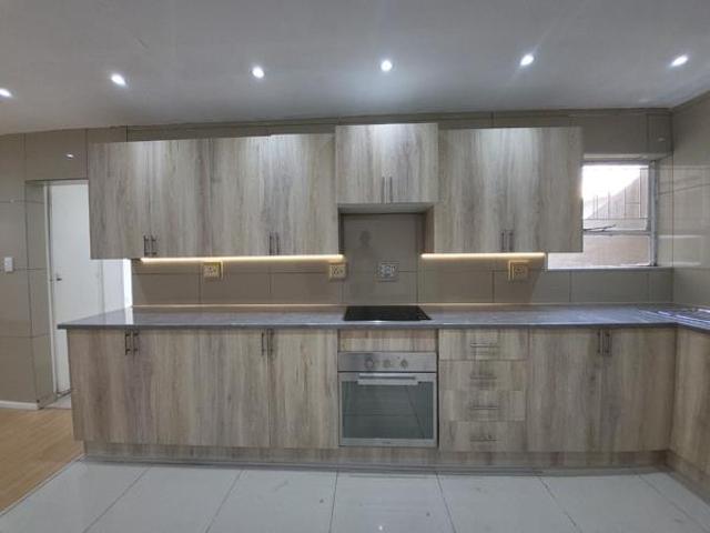 3 Bedroom Apartment in Vorna Valley