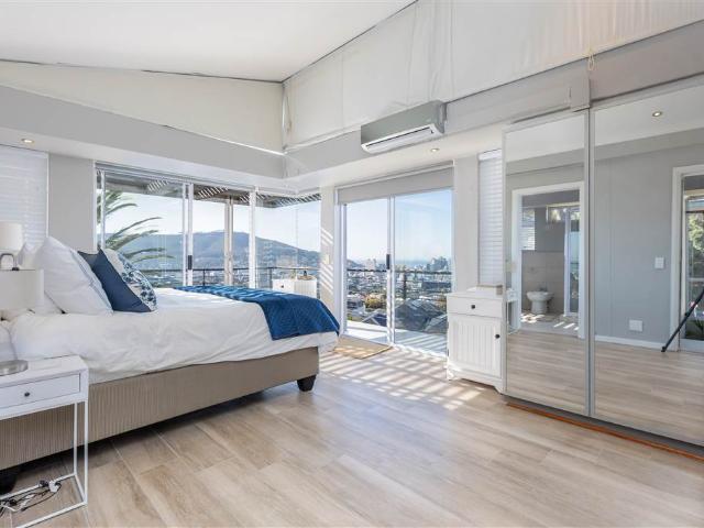3 Bedroom Apartment in Vredehoek