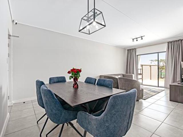 3 Bedroom Apartment in Waterfall
