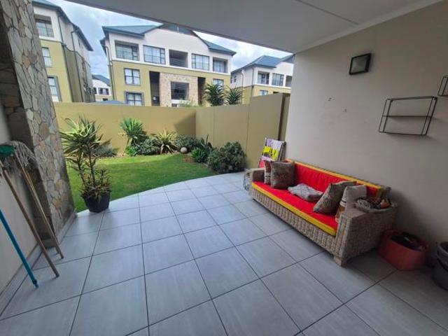 3 Bedroom Apartment in Waterfall