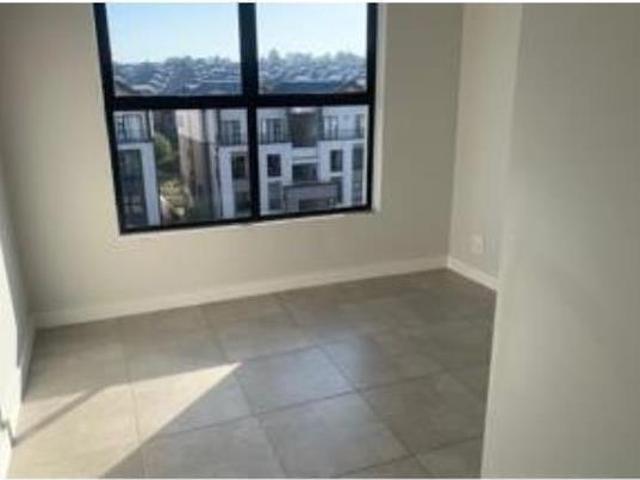 3 Bedroom Apartment in Waterfall
