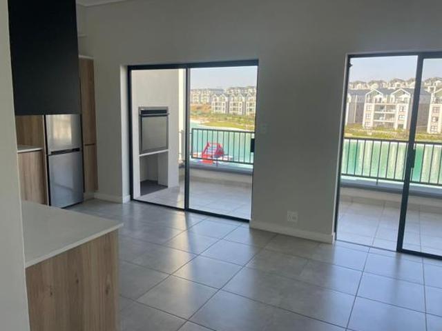 3 Bedroom Apartment in Waterfall