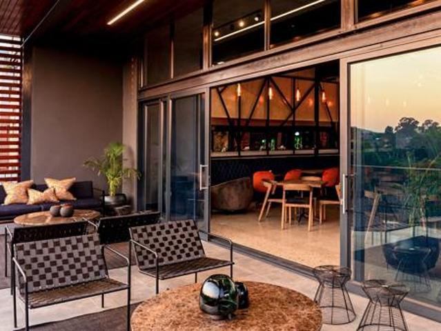 3 Bedroom Apartment in Waterfall
