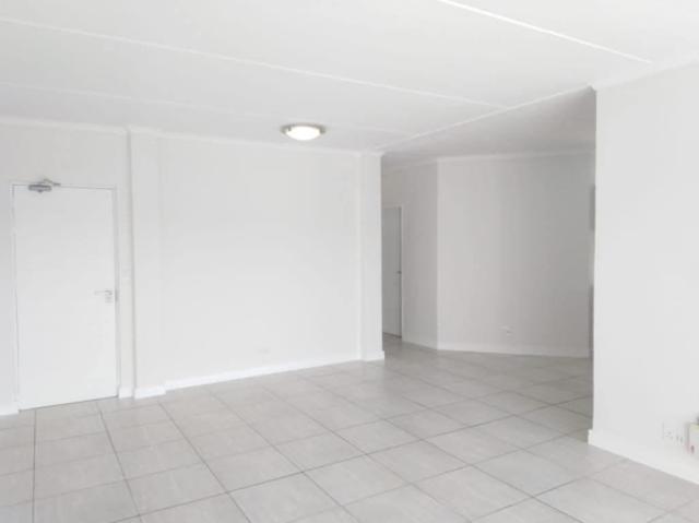 3 Bedroom Apartment in Waterfall