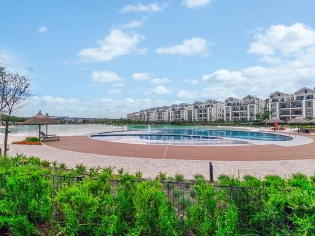 3 Bedroom Apartment in Waterfall