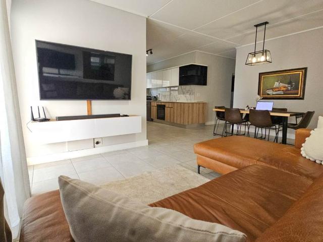 3 Bedroom Apartment in Waterfall Estate