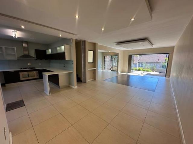 3 Bedroom Apartment in Waterkloof Heights