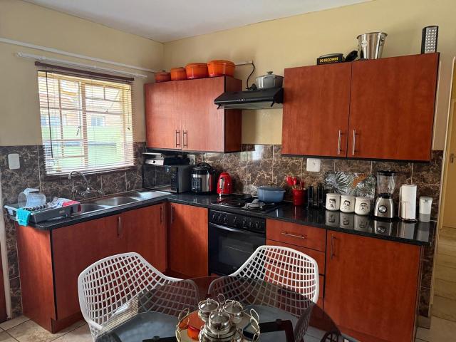 3 Bedroom Apartment in Waterval East