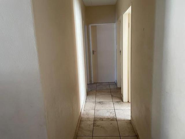 3 Bedroom Apartment in Waterval East