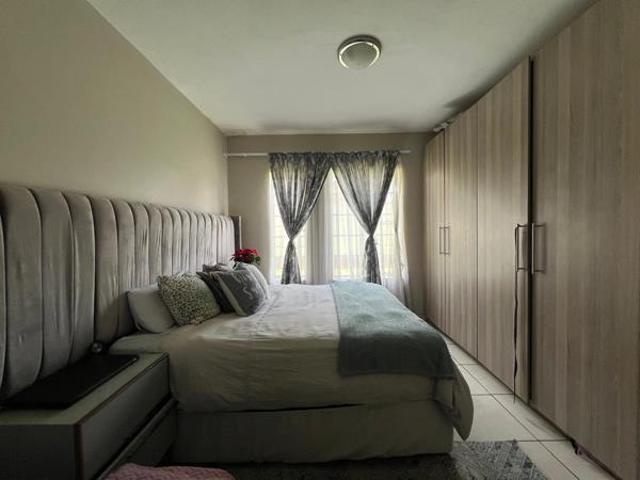 3 Bedroom Apartment in Waterval East